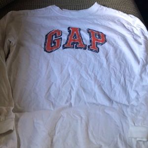 Gap long sleeve shirt